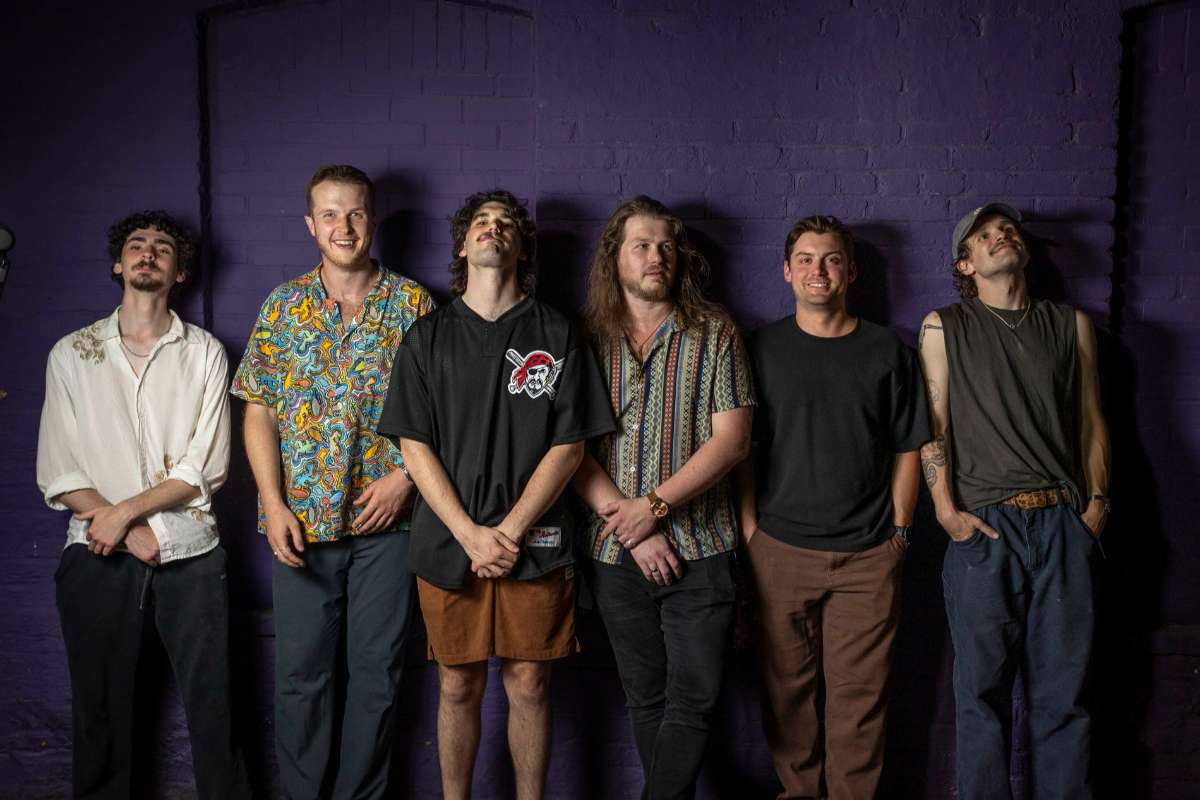 The Luvable Idiots with The Band Horizon and Wild Oak
